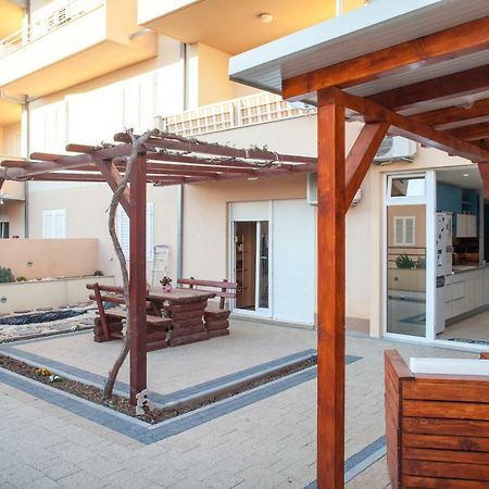 Studio Apartment Tia Makarska Zewnętrze zdjęcie