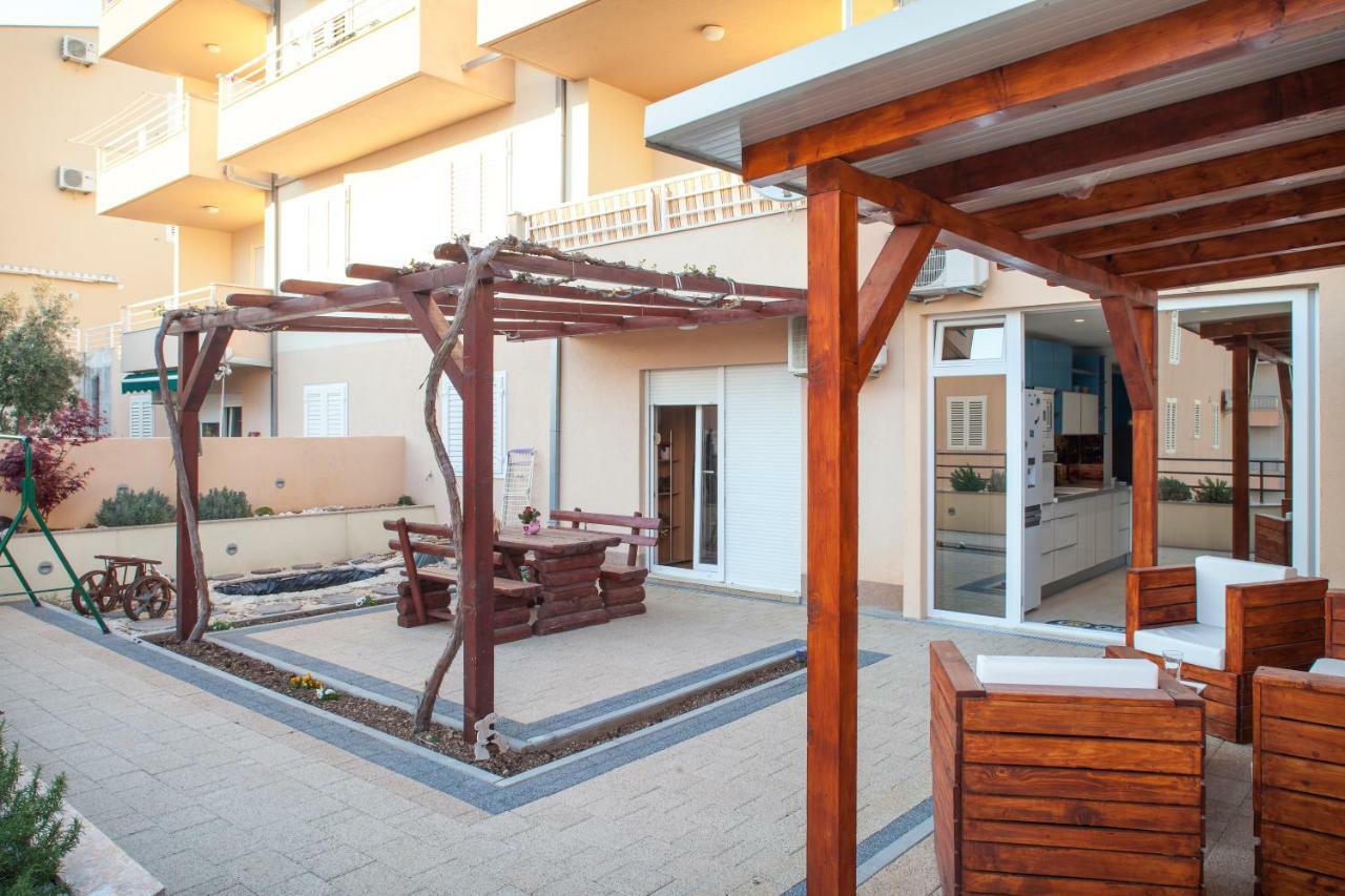 Studio Apartment Tia Makarska Zewnętrze zdjęcie